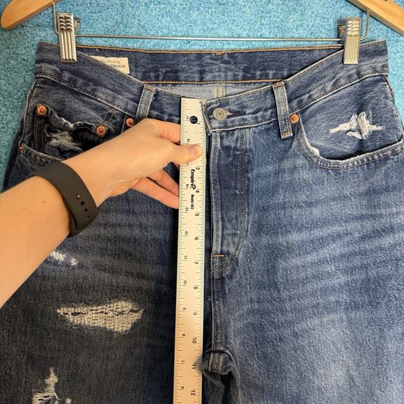 Women's Levi's 501 Premium Button Fly Jeans Distressed 28X32 Blue Fits 30x30.5 - Picture 4 of 16
